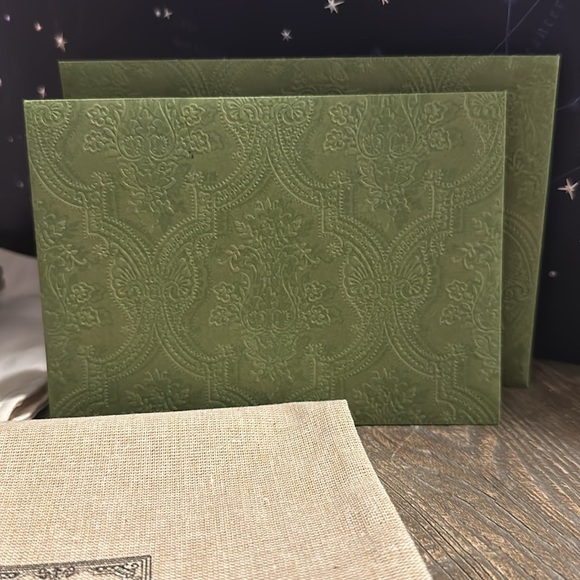 Gucci Medium Double G Leather Wallet - Picture 4 of 16